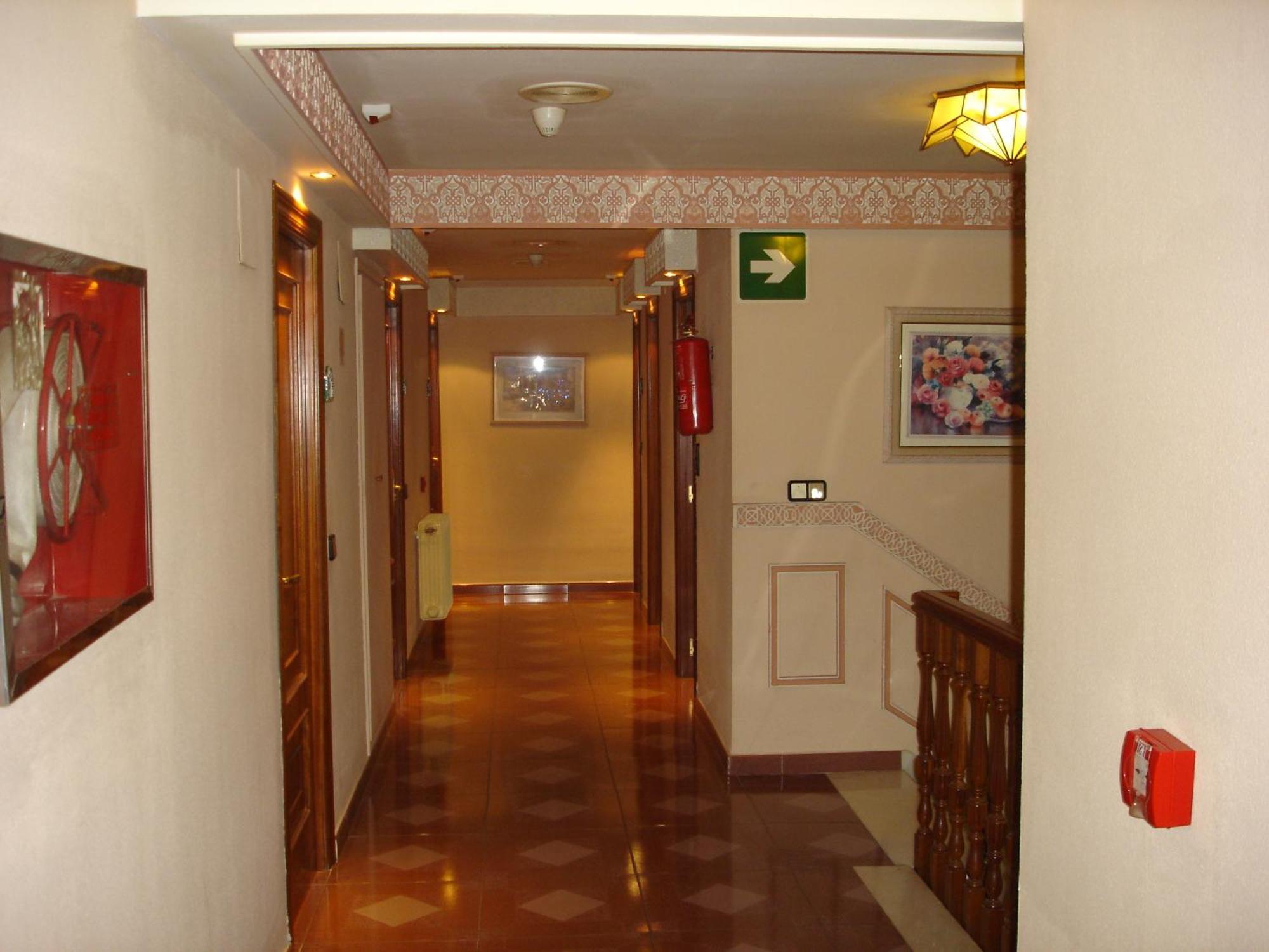 Hotel Vista Nevada Darro Ngoại thất bức ảnh