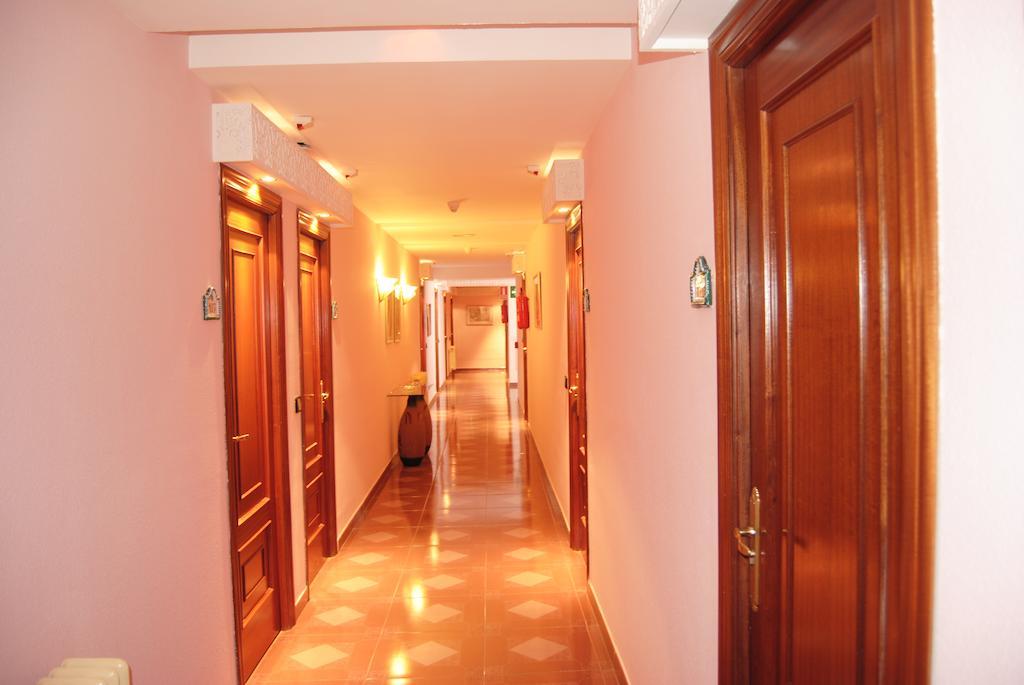 Hotel Vista Nevada Darro Ngoại thất bức ảnh