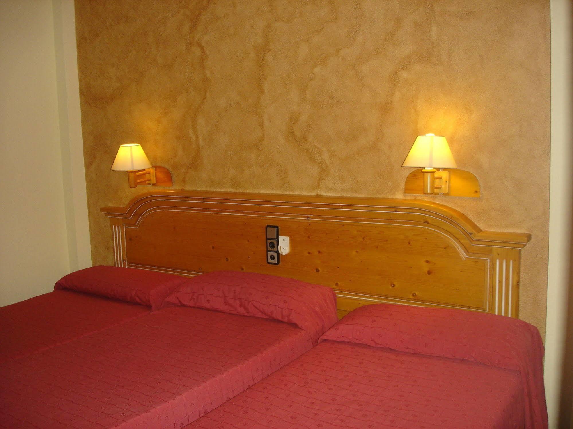 Hotel Vista Nevada Darro Ngoại thất bức ảnh
