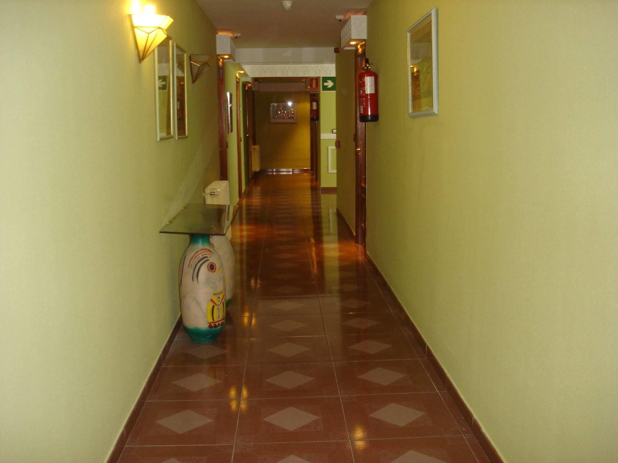 Hotel Vista Nevada Darro Ngoại thất bức ảnh