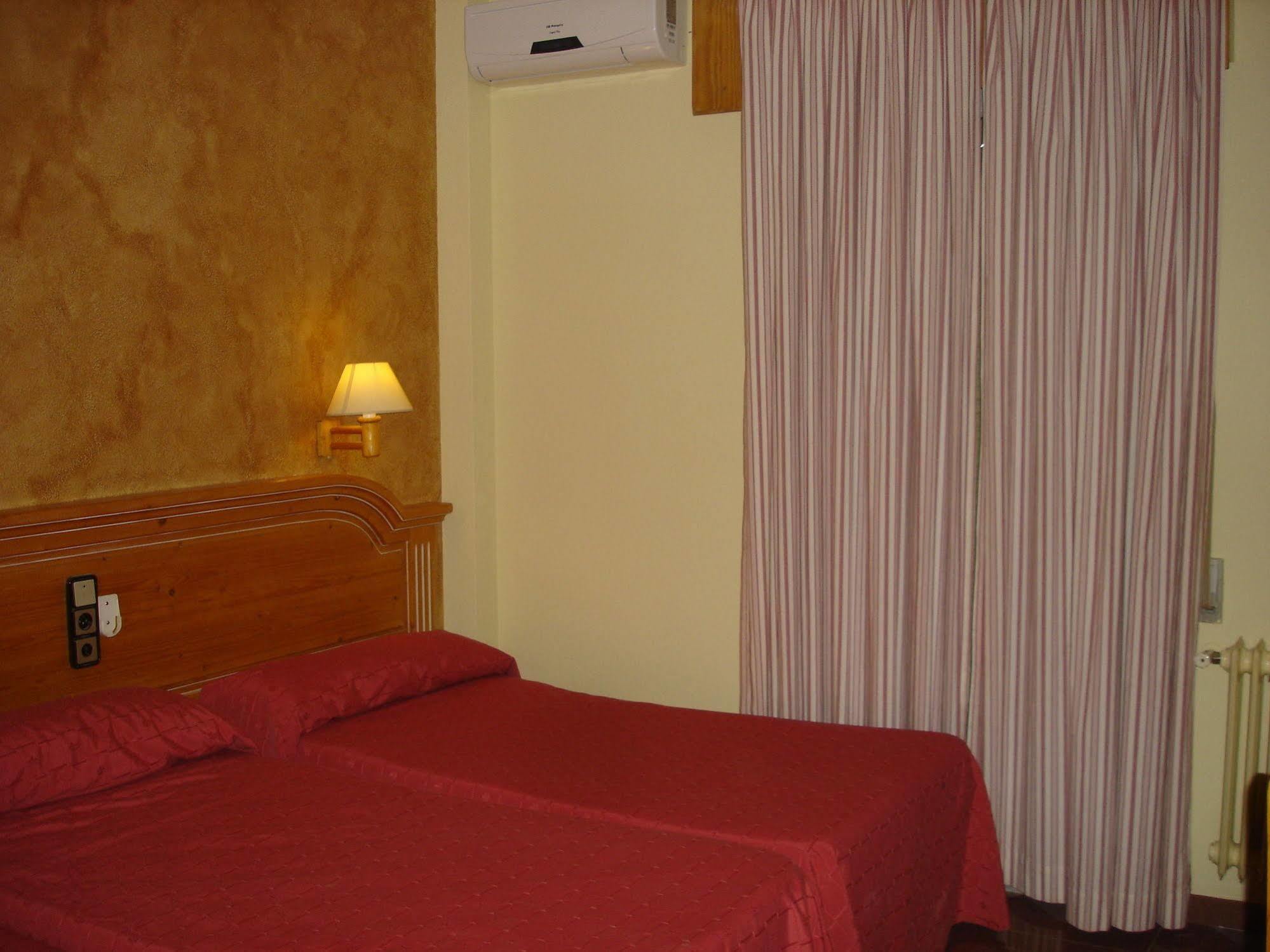 Hotel Vista Nevada Darro Ngoại thất bức ảnh